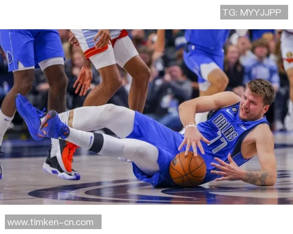 勇士与掘金激战正酣 谁能在季后赛中笑到最后